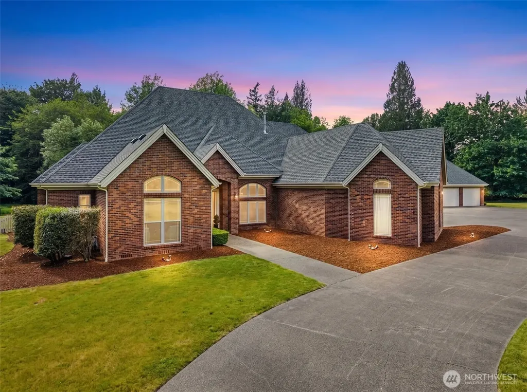 7841 Canterwood Drive SE Olympia WA 98513