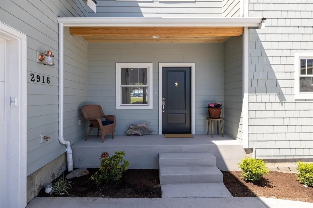 2916 K Avenue Anacortes WA 98221
