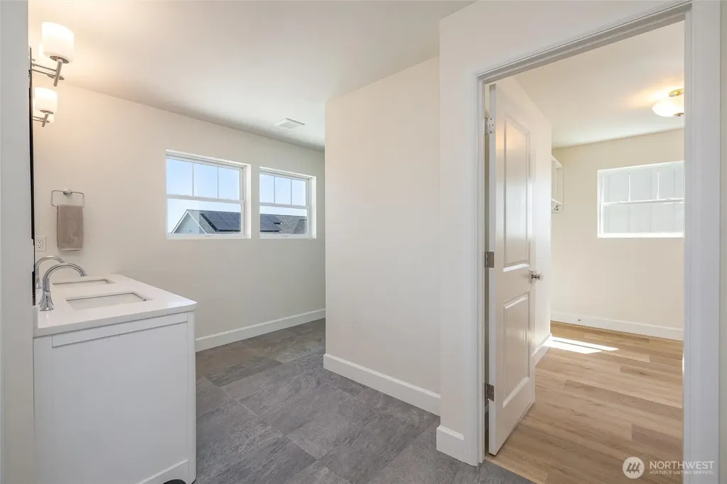 2916 K Avenue Anacortes WA 98221