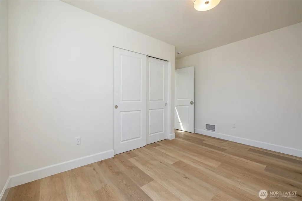 2916 K Avenue Anacortes WA 98221