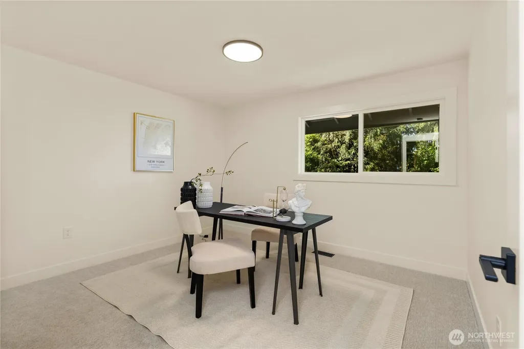 16142 SE 42nd Place Bellevue WA 98006