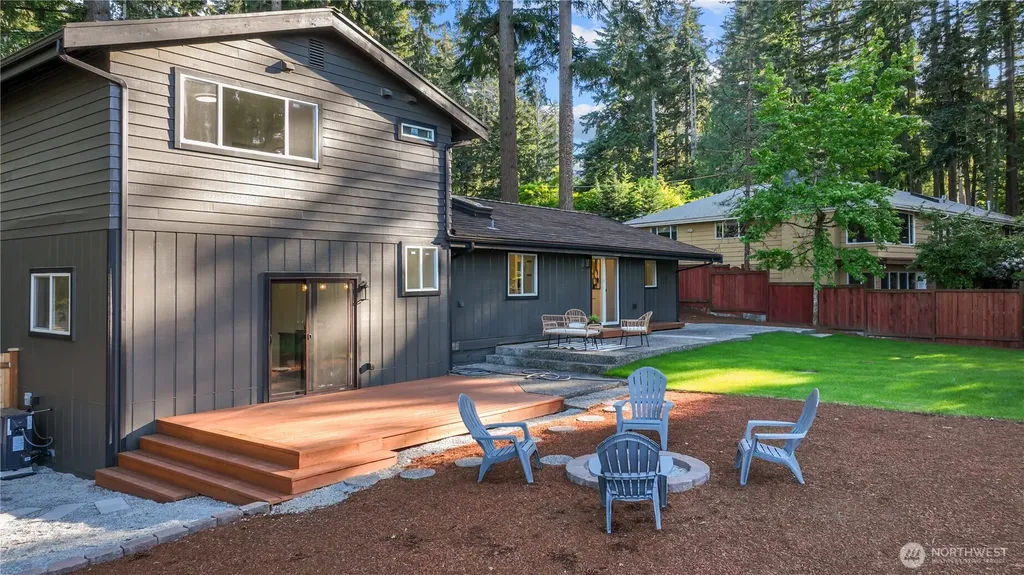 16142 SE 42nd Place Bellevue WA 98006