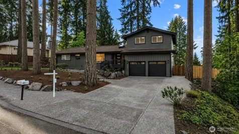 16142 SE 42nd Place Bellevue WA 98006