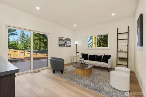16142 SE 42nd Place Bellevue WA 98006