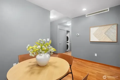 2716 Elliott Avenue Seattle WA 98121