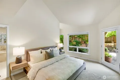 3815 E Mcgraw Street Seattle WA 98112