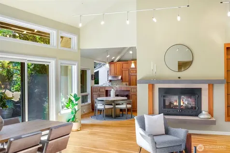 3815 E Mcgraw Street Seattle WA 98112