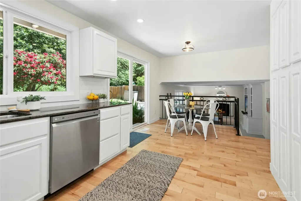 7814 NE 135th Place Kirkland WA 98034