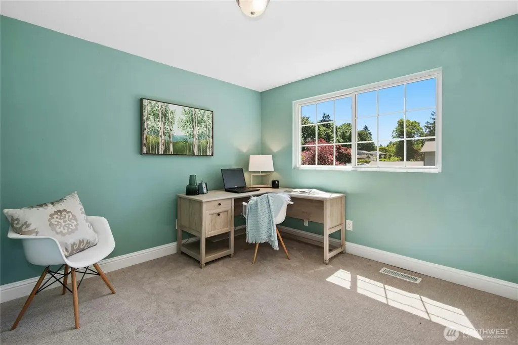 7814 NE 135th Place Kirkland WA 98034