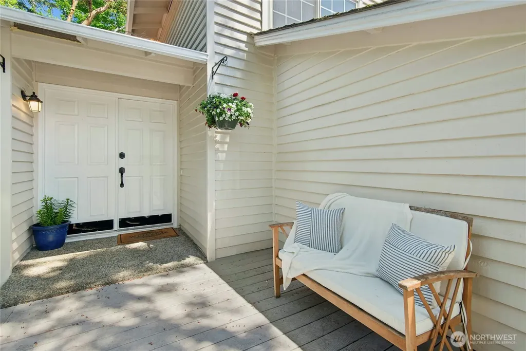 7814 NE 135th Place Kirkland WA 98034