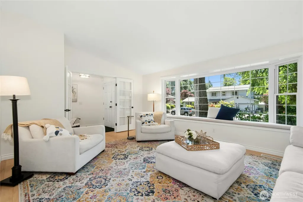 7814 NE 135th Place Kirkland WA 98034