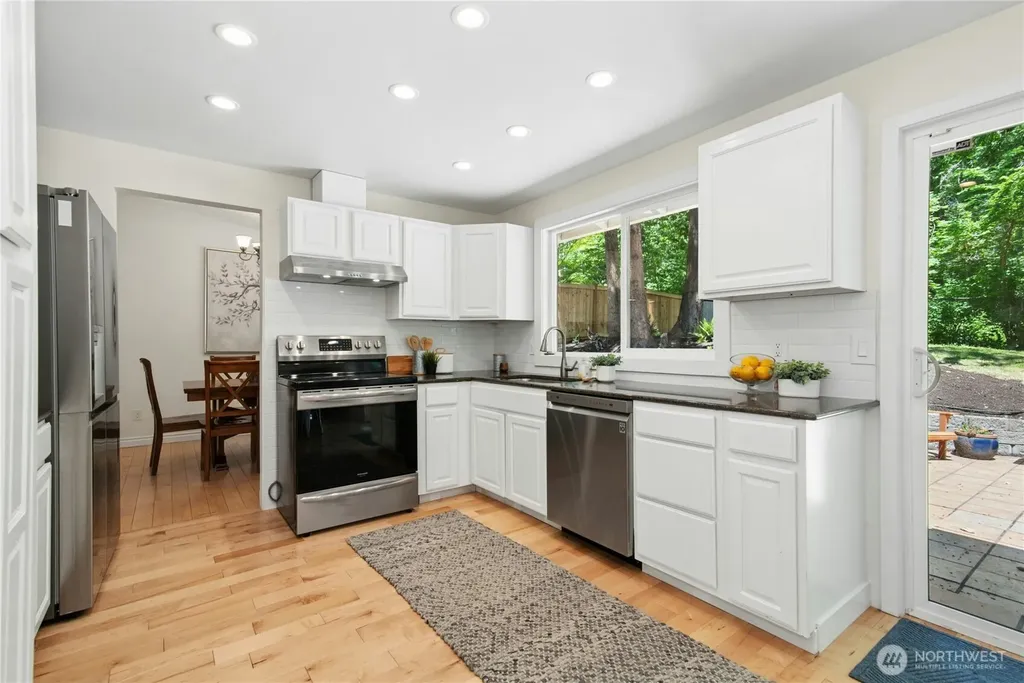 7814 NE 135th Place Kirkland WA 98034