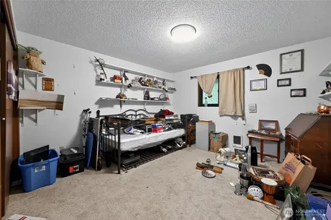 37135 2nd Avenue SW Federal Way WA 98023