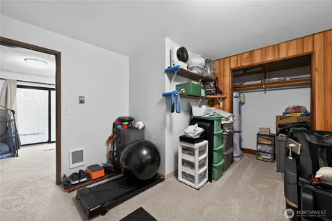 37135 2nd Avenue SW Federal Way WA 98023