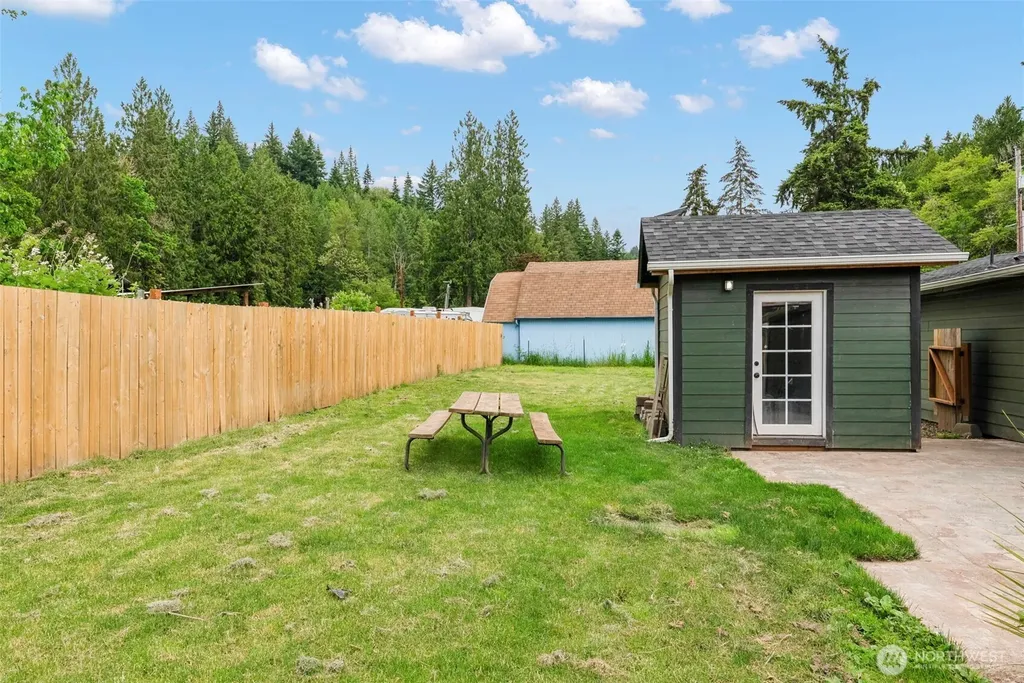 131 Mcgeary Road Kelso WA 98626