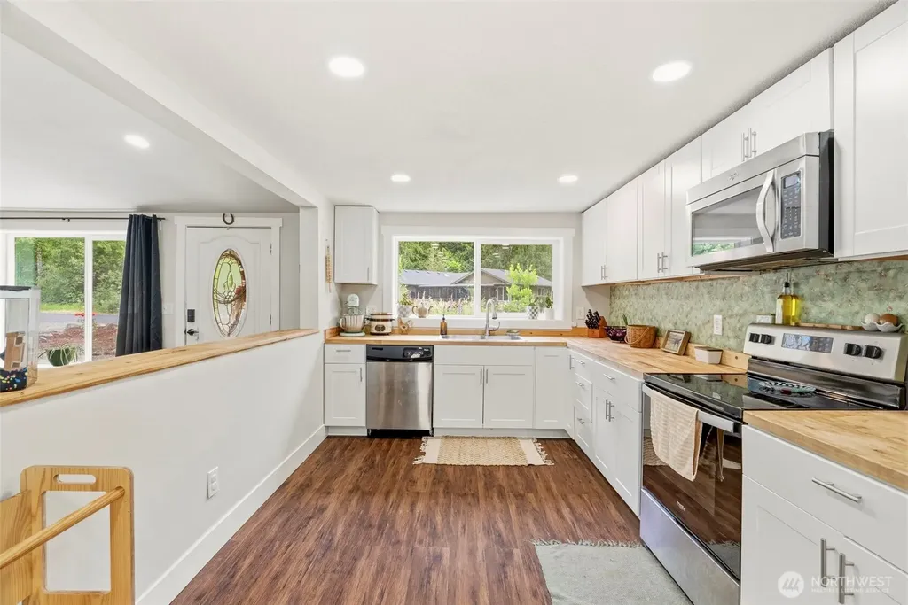 131 Mcgeary Road Kelso WA 98626