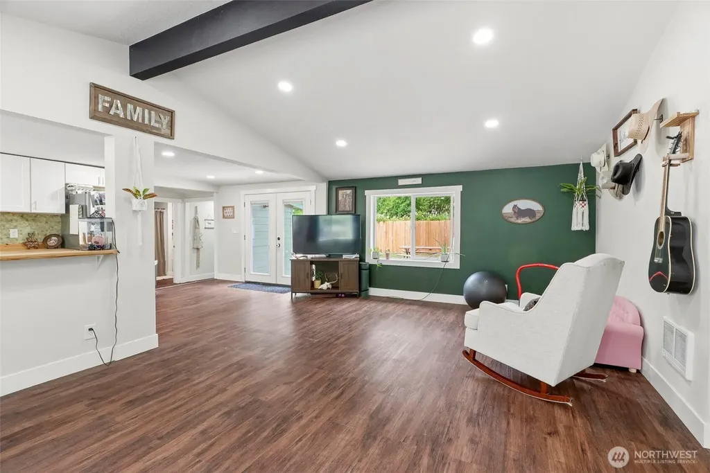 131 Mcgeary Road Kelso WA 98626