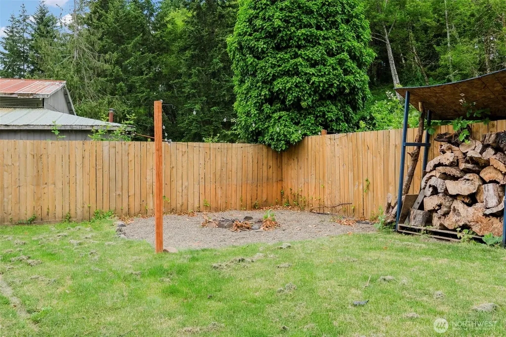 131 Mcgeary Road Kelso WA 98626