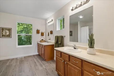 2711 105th Avenue SE Lake Stevens WA 98258