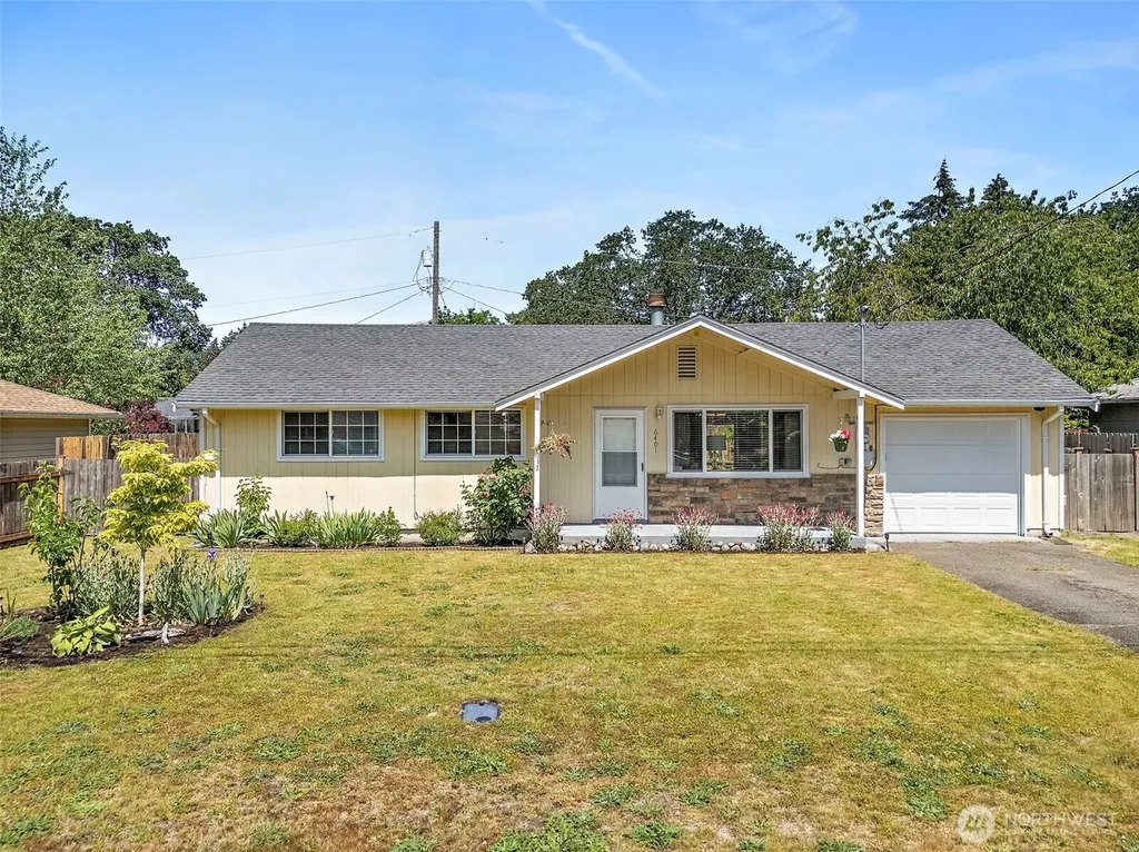 6401 Okanogan Avenue SW Lakewood WA 98499