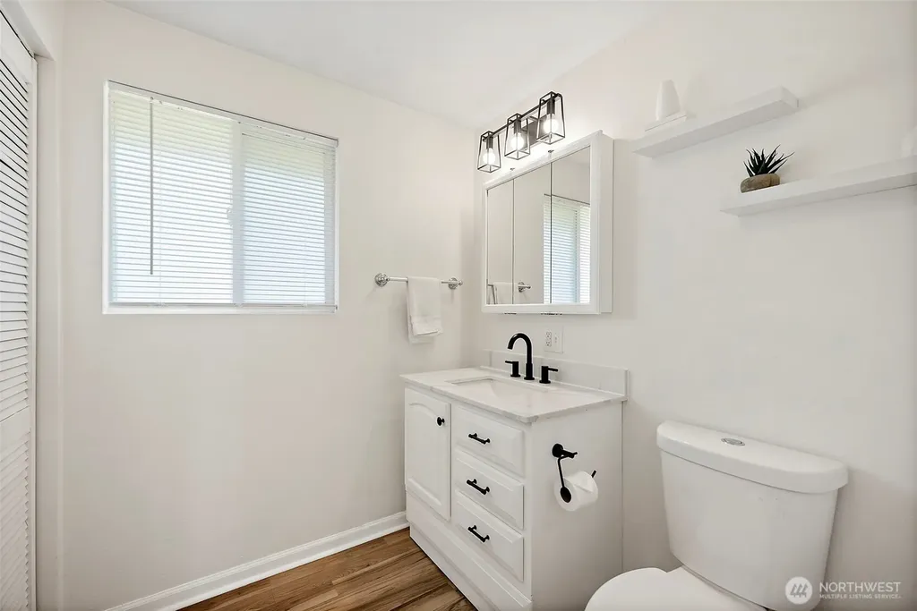 6401 Okanogan Avenue SW Lakewood WA 98499
