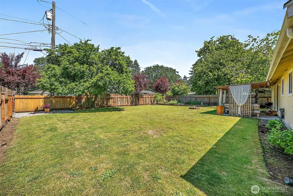 6401 Okanogan Avenue SW Lakewood WA 98499