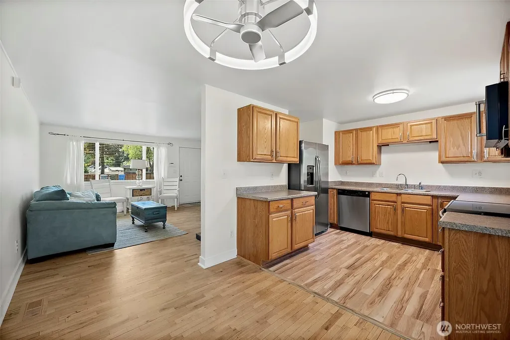 6401 Okanogan Avenue SW Lakewood WA 98499