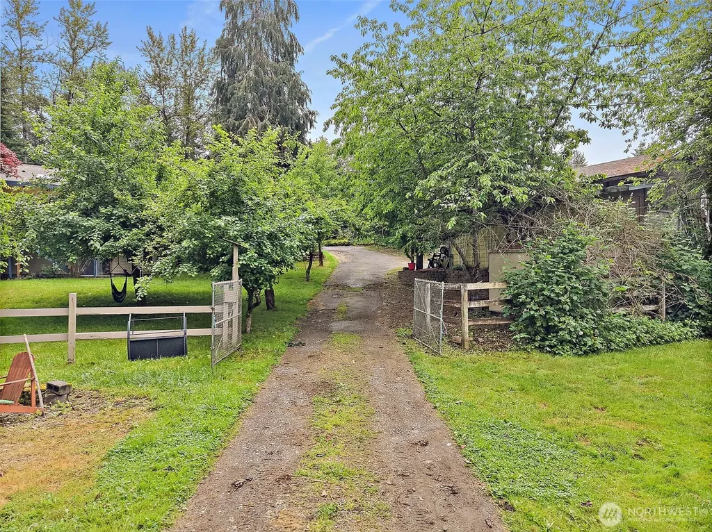 16624 SE 240th Street Kent WA 98042