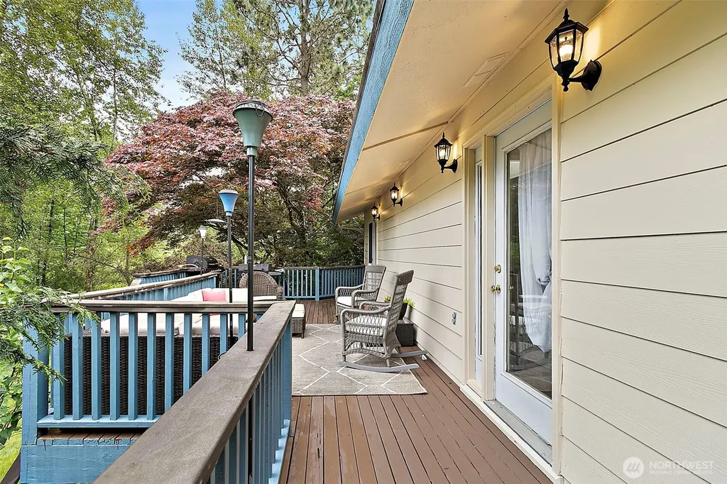 16624 SE 240th Street Kent WA 98042