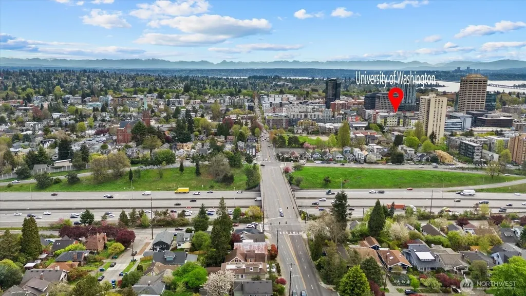 400 NE 50th Street Seattle WA 98105