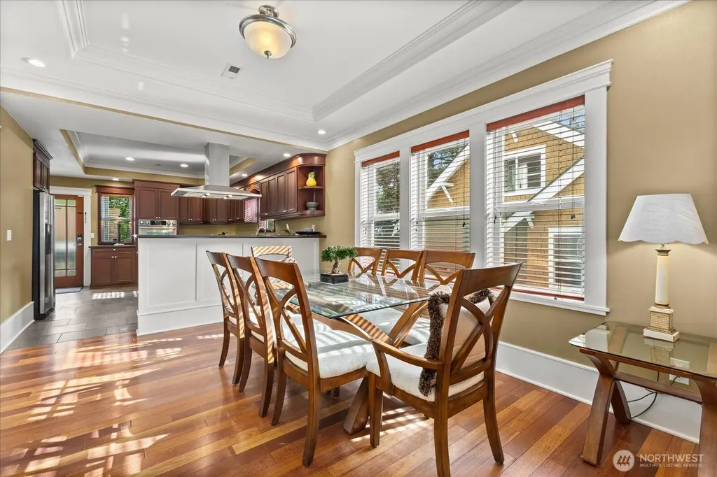 400 NE 50th Street Seattle WA 98105