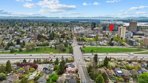 400 NE 50th Street Seattle WA 98105
