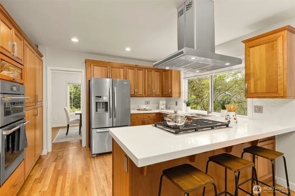 15409 101st Place NE Bothell WA 98011