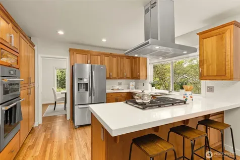 15409 101st Place NE Bothell WA 98011