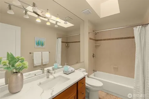 15409 101st Place NE Bothell WA 98011
