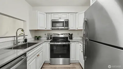 11543 SE 175th Street Renton WA 98058