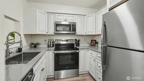 11543 SE 175th Street Renton WA 98058