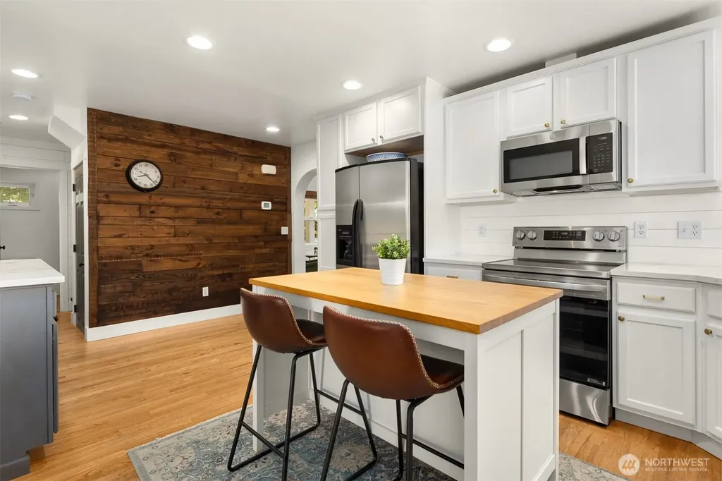 1750 Pioneer Street Enumclaw WA 98022