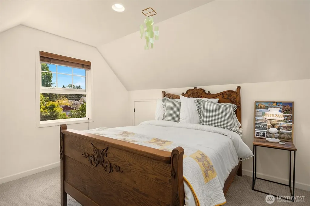 1750 Pioneer Street Enumclaw WA 98022