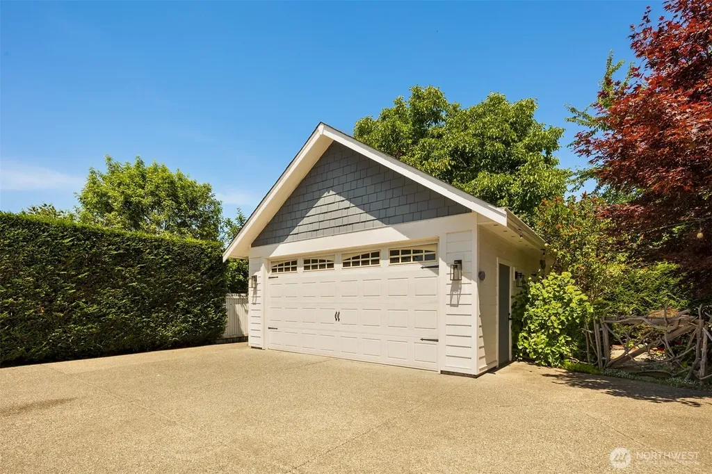 1750 Pioneer Street Enumclaw WA 98022