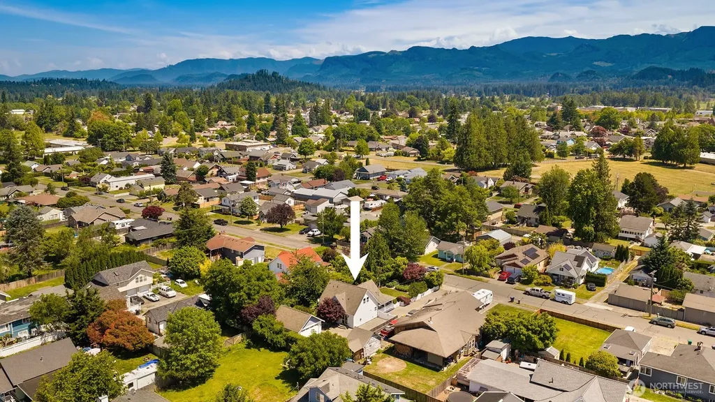 1750 Pioneer Street Enumclaw WA 98022