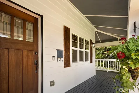1750 Pioneer Street Enumclaw WA 98022
