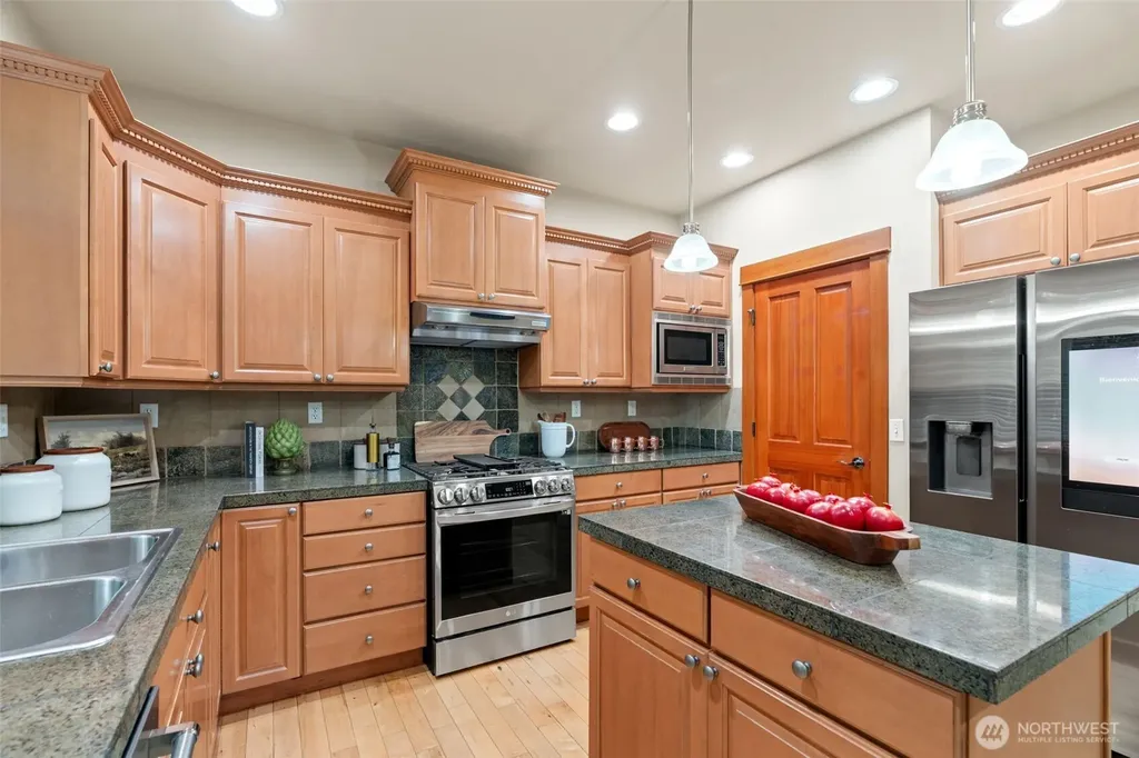23504 9th Avenue SE Bothell WA 98021