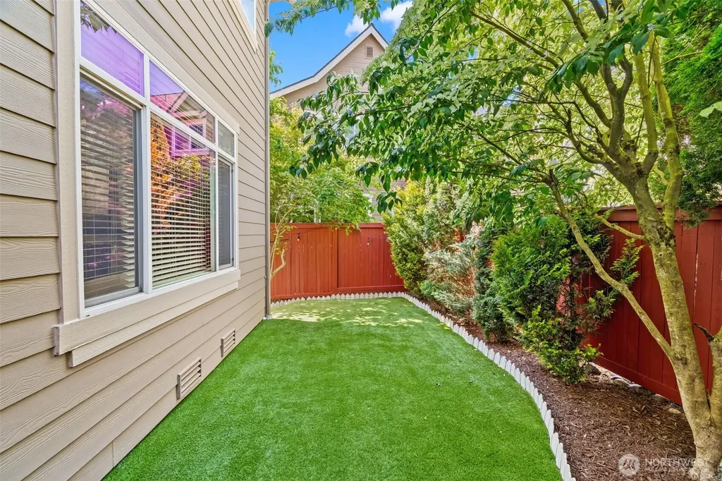 23504 9th Avenue SE Bothell WA 98021
