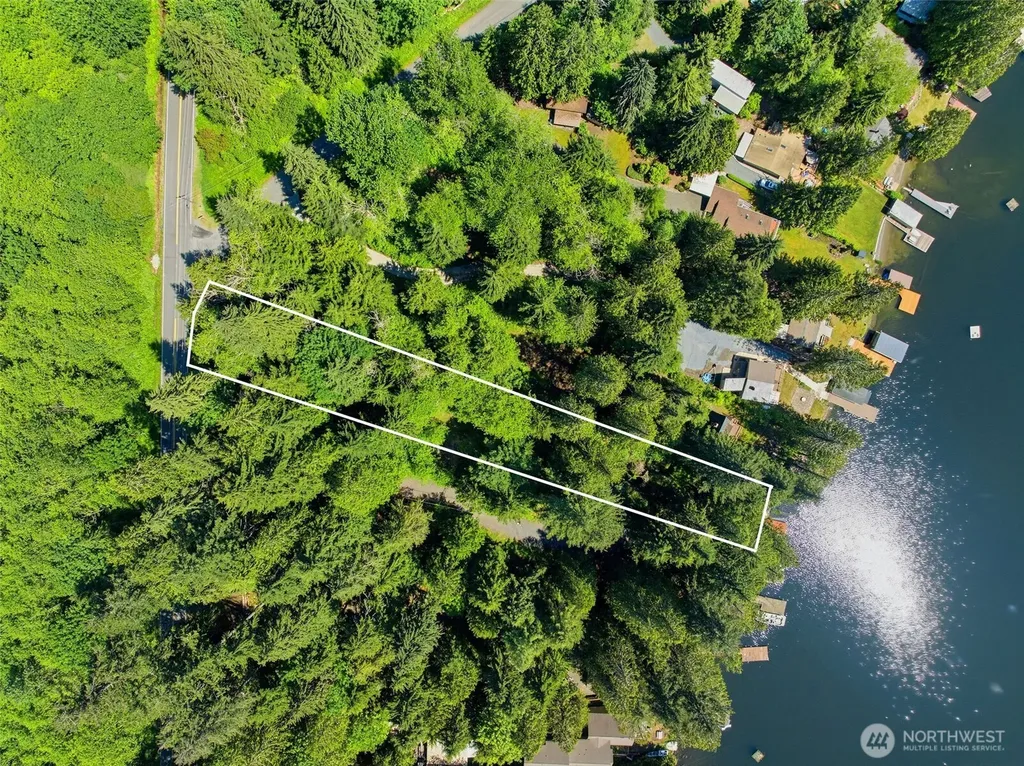 605 SW Lake Roesiger Road Snohomish WA 98290