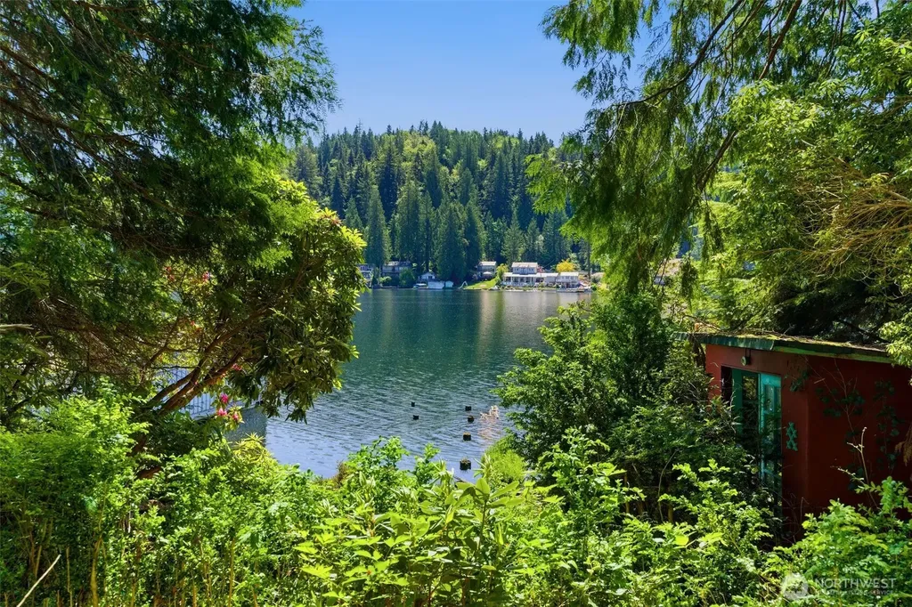 605 SW Lake Roesiger Road Snohomish WA 98290