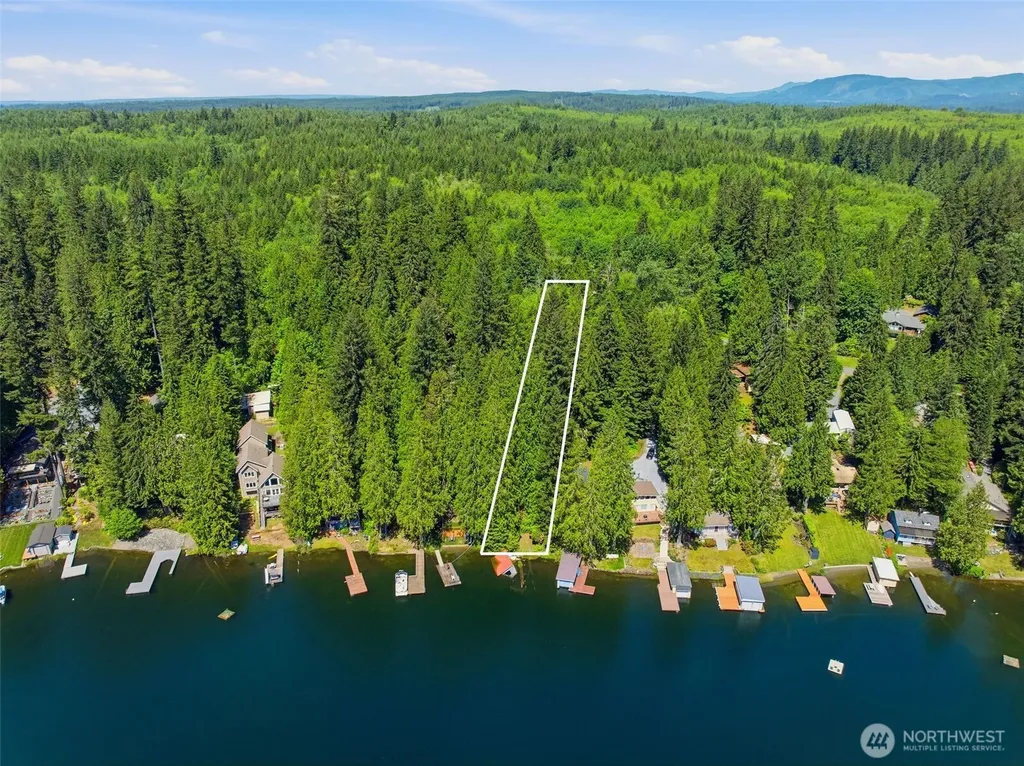 605 SW Lake Roesiger Road Snohomish WA 98290