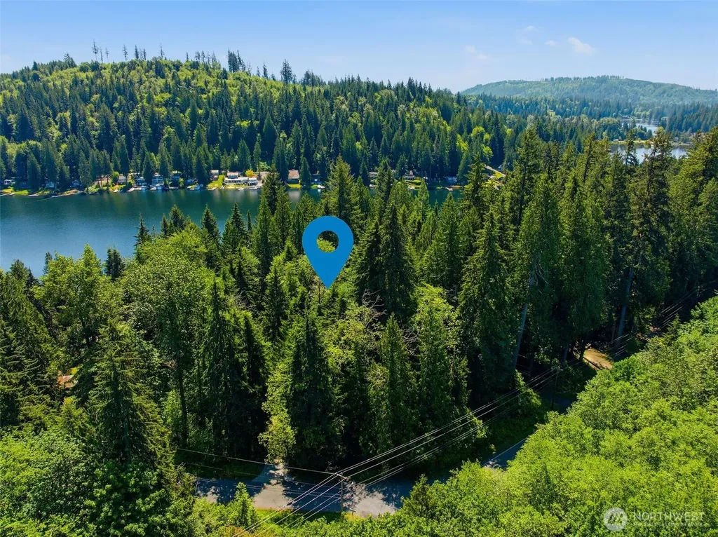 605 SW Lake Roesiger Road Snohomish WA 98290