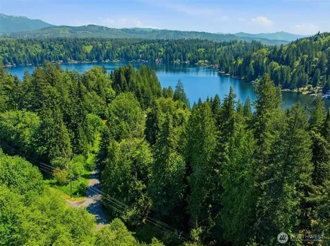 605 SW Lake Roesiger Road Snohomish WA 98290