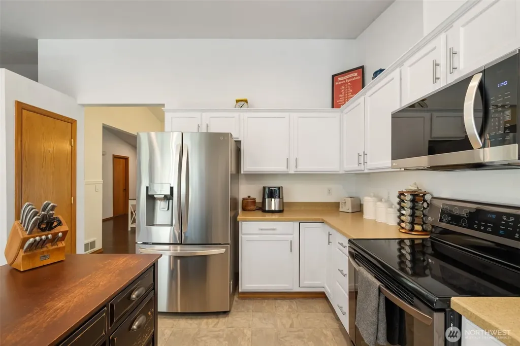 9193 SE Willock Road Olalla WA 98359